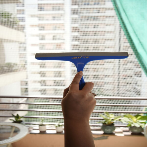 Kitchen/Glass Wiper